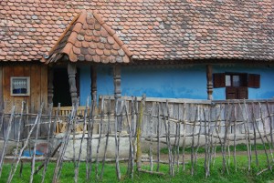 transylvania-rural-old-village-medieval-farm-house-traditional-handcrafts-ethnographic