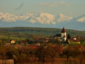 transylvanian-saxons-nature-guide-kirchenburg
